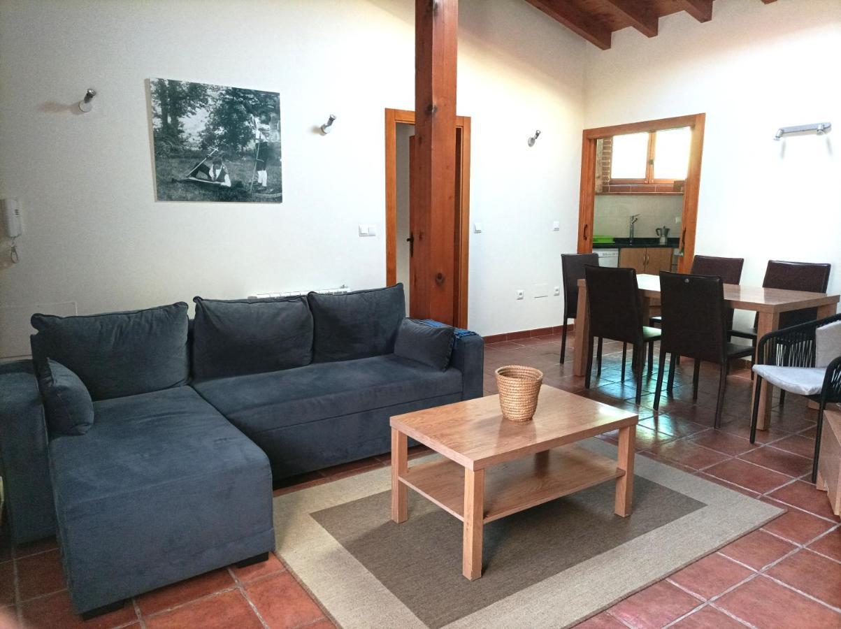 Apartamentos Las Cuadras De Estanos Muriedas المظهر الخارجي الصورة