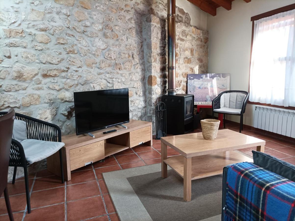 Apartamentos Las Cuadras De Estanos Muriedas المظهر الخارجي الصورة
