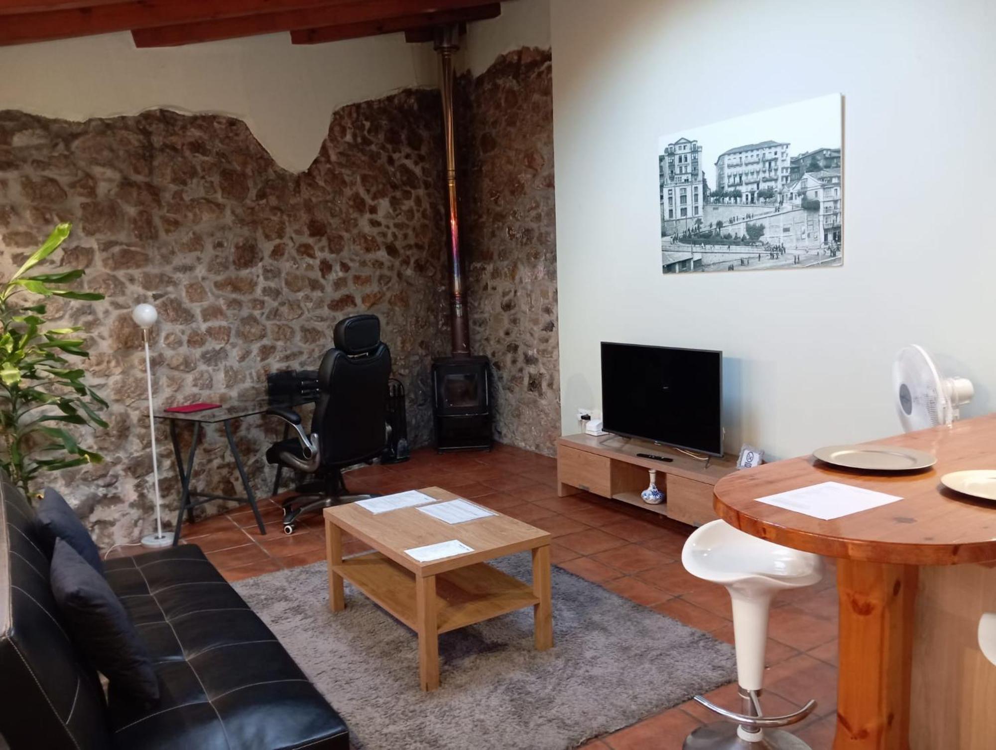 Apartamentos Las Cuadras De Estanos Muriedas المظهر الخارجي الصورة