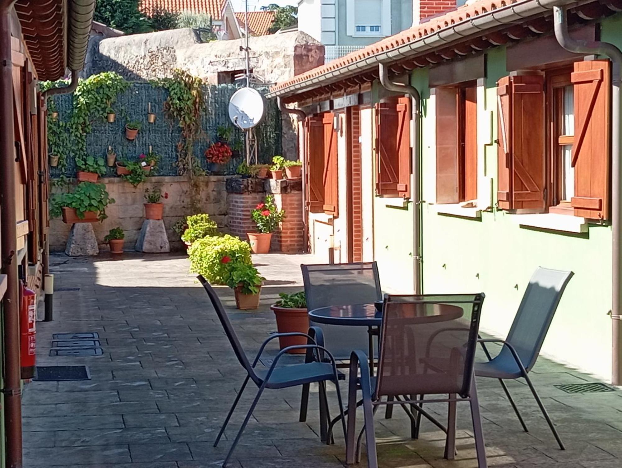 Apartamentos Las Cuadras De Estanos Muriedas المظهر الخارجي الصورة
